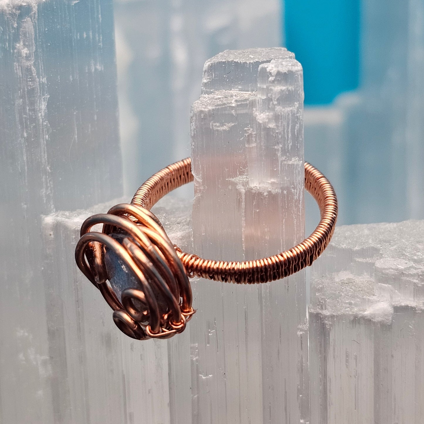 Labradorite Flash Copper Ring - Size 7.5