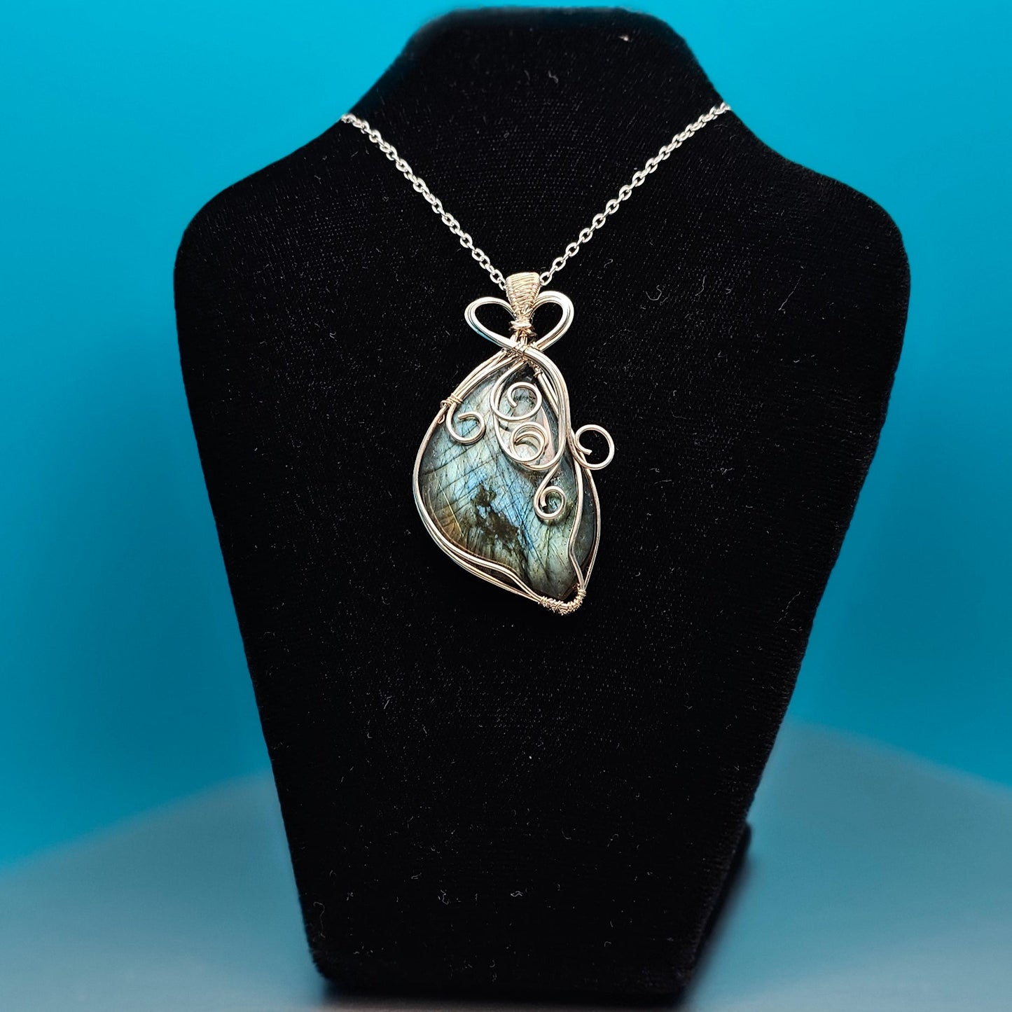 Labradorite Magic Swirls Pendant